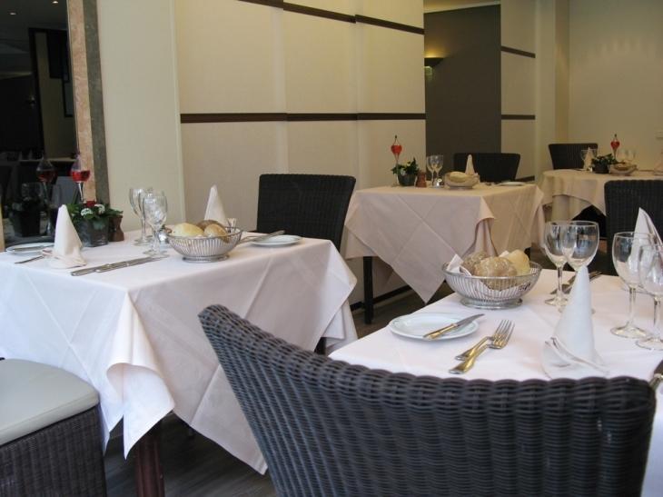 Hotel Best Western County House Saint-Gilles المظهر الخارجي الصورة