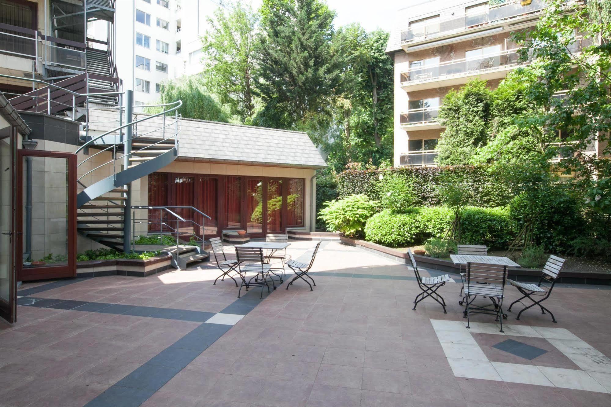 Hotel Best Western County House Saint-Gilles المظهر الخارجي الصورة