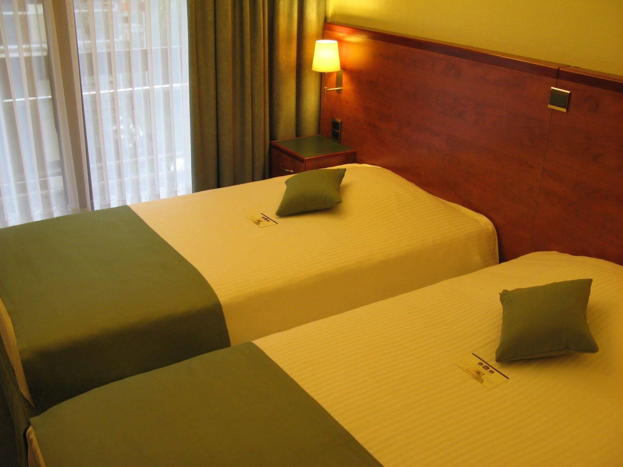 Hotel Best Western County House Saint-Gilles المظهر الخارجي الصورة